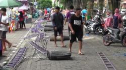 Angin Kencang Robohkan Tenda Festival Tahun Baru di Salatiga