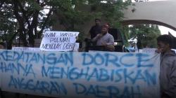 Warga Tolak Kedatangan Dorce Isi Acara Tahun Baru di Polewali Mandar