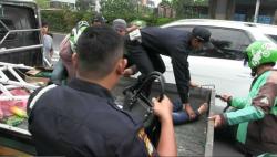 Korban Penjambretan, Penumpang Ojek Oline Luka Parah Terbentur Aspal