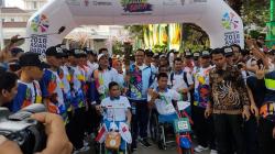 Gubernur Anies Baswedan Sambut Pawai Obor Asian Para Games 2018