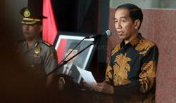 Jokowi Pimpin Apel Kehormatan dan Renungan Suci di TMP Kalibata