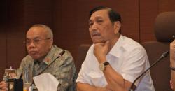 Kurangi Sampah Laut, Luhut Akan Pungut Biaya Tambahan untuk Turis