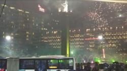 Video Pesta Kembang Api di Bundaran HI Sambut Datangnya 2019
