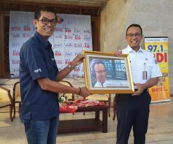 Catatkan Sejarah, Radio MNC Siaran Bareng Anies di Atas Monas