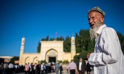Kisah Wanita Muslim Uighur 'Disiksa' di Kamp Pelatihan Paksa Xinjiang
