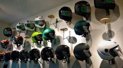 Cara Menyimpan dan Merawat Helm Warna Doff agar Awet