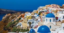 4 Tempat Indah bak Lukisan yang Bisa Dikunjungi di Santorini