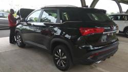 Beredar Gambar Desain Eksterior dan Interior SUV Baru Wuling