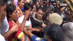 Dihadang Pedagang, Satpol PP Tetap Bongkar Bangunan di Bekas Stasiun Ponorogo