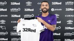 Resmi Gabung Derby County, Ashley Cole Bereuni dengan Lampard