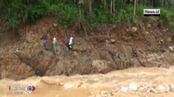 Jembatan Hanyut, Pelajar di Pacitan Nekat Merayap Jalur Tebing