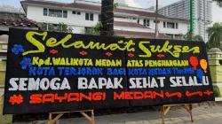 Jadi Kota Terkotor Versi KLHK, Wali Kota Medan Dikirimi Karangan Bunga