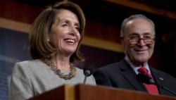 Trump Putuskan Buka Pemerintahan AS, Demokrat Klaim Kemenangan