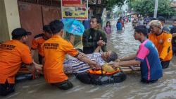 Banjir Parah di Batang, Puluhan Pasien RSUD Kalisari Dievakuasi