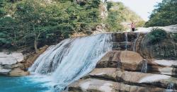 Air Terjun Tanggedu, Eksotis karena Relief di Batu dan Airnya Biru