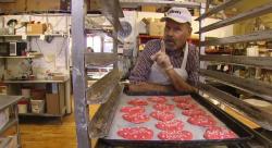 Buat Biskuit Bertuliskan 'Build That Wall', Pedagang Kue AS Minta Maaf