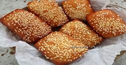 Cicipi Camilan Sore yang Mengenyangkan dengan Kue Bantal Wijen