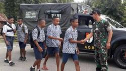 Terima Kasih Bapak Tentara, Kami Tiba di Sekolah Tepat Waktu