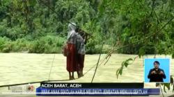 Warga 2 Desa di Aceh Barat Bertaruh Nyawa Lintasi Jembatan Tali