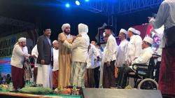 Gus Ipul Pamit di Hadapan Ribuan Syhekermania