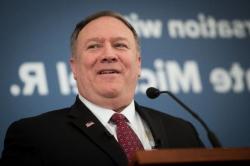 Tekan Rusia, Menlu AS Pompeo Tinjau Latihan Perang NATO di Polandia