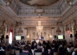 Mantan Mendag M Lutfi Paparkan Kinerja Jokowi di Forum Usindo