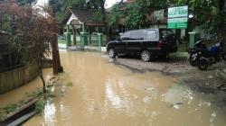 Sungai Cikeas Meluap, 4 Perumahan di Bogor dan Bekasi Terendam Banjir