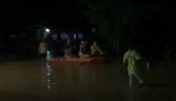 Banjir Terus Meninggi, Warga Sorolangun Jambi Mulai Mengungsi
