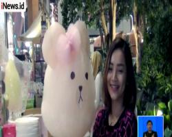 Harum Manis Berkarakter Kartun di Surabaya Jadi Daya Tarik Penggemar Permen Kapas