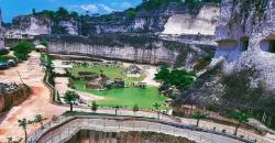 Wisata ke Bukit Jaddih Madura, Indah Ada Kolam Renang Air Gua Putih