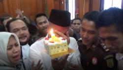 Ahmad Dhani Menangis saat Ucapkan Selamat Ultah Anaknya Safeea Ahmad