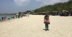 Mengenal Pantai Delegan Gresik yang Terlihat Eksotis saat Malam