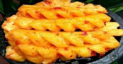 Segarnya Menikmati Acar Nanas, Rasanya Pedas dan Asam