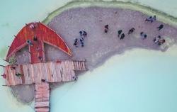 Wisata Bandung, Kawah Putih Makin Instagramable karena Dermaga Apung