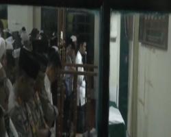 Salatkan Jenazah Ibunda, Ustaz Abdul Somad Jadi Imam