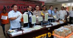 Polisi Tangkap 9 Anggota Sindikat Pemalsu Meterai dan Sita Rp10 M