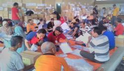 KPU Sleman Libatkan Ratusan Orang Lipat Surat Suara Pemilu 2019