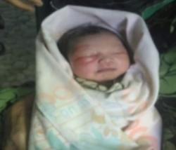 Bayi Perempuan Ditemukan Tergeletak dengan Tali Pusar Melilit di Saluran Air Bekasi