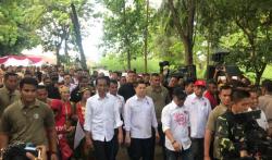 VIDEO: Ketum Perindo HT Jalan Kaki 3,5 Km di Kampanye Terbuka Jokowi