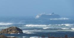 Terdampar di Laut Norwegia, Kapal Pesiar Angkut 1.300 Orang Dievakuasi