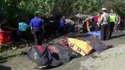 Ini Identitas 5 Korban Tewas Avanza Terbakar Usai Tabrakan di Merangin