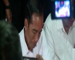 Kunjungi Sulawesi Utara, Jokowi Cicipi Kopi Khas Manado