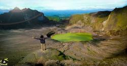 Jelajahi Gunung Kelud, Unik Ada Wisata Terowongan Laharnya