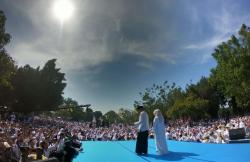 Terima Uang Sekantong Plastik dari Bogor Bermunajat, Sandi Speechless