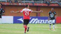 Gantung Sepatu, Peter Odemwingie Ingin Latih Tim Premier League