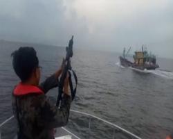 Begini Video Proses Penangkapan 2 Kapal Asing asal Malaysia