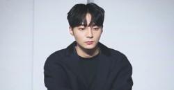 Tersandung Kasus Pornografi dengan Seungri, Roy Kim Resmi Tersangka