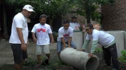 Caleg Perindo Perbaiki Gorong-Gorong dan Jalan di Rowosari Semarang