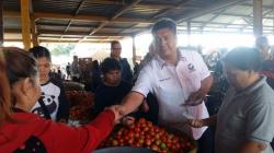 Kunjungi Pasar Tomohon, Caleg Perindo HKL Dapat Tempat di Hati Warga