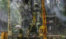 Kebakaran Hutan Gunung Agung Bali, 1 Pura Bersejarah Hangus Dilahap Api